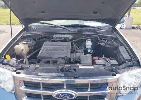 2011 Ford Escape Limited из США, поврежденный, VIN 1FMCU9EG2BKB58869